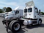 Used 2016 Freightliner Cascadia Day Cab 4x2, Semi Truck for sale #646724 - photo 5