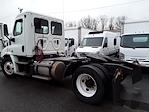 Used 2016 Freightliner Cascadia Day Cab 4x2, Semi Truck for sale #650427 - photo 2