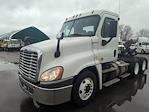 Used 2016 Freightliner Cascadia Day Cab 6x4, Semi Truck for sale #650430 - photo 1