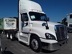 Used 2016 Freightliner Cascadia Day Cab 6x4, Semi Truck for sale #651389 - photo 3