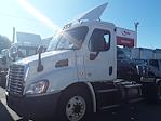 Used 2016 Freightliner Cascadia Day Cab 4x2, Semi Truck for sale #654992 - photo 1