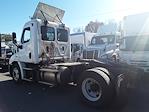 Used 2016 Freightliner Cascadia Day Cab 4x2, Semi Truck for sale #654992 - photo 2