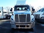 Used 2016 Freightliner Cascadia Day Cab 6x4, Semi Truck for sale #661031 - photo 3