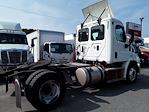 Used 2016 Freightliner Cascadia Day Cab 4x2, Semi Truck for sale #661642 - photo 5