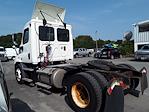 Used 2016 Freightliner Cascadia Day Cab 4x2, Semi Truck for sale #661642 - photo 2