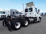 Used 2016 Freightliner Cascadia Day Cab 6x4, Semi Truck for sale #663497 - photo 5