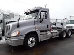 Used 2017 Freightliner Cascadia Day Cab 6x4, Semi Truck for sale #672457 - photo 1