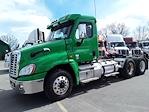 Used 2017 Freightliner Cascadia Day Cab 6x4, Semi Truck for sale #672458 - photo 1