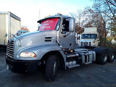 Used 2018 Mack CXU613 6x4, Semi Truck for sale #677389 - photo 1