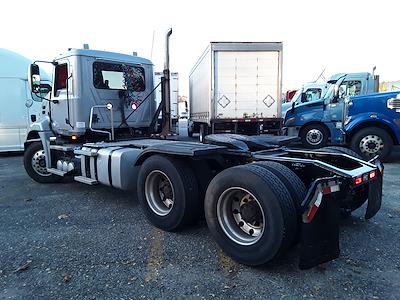 Used 2018 Mack CXU613 6x4, Semi Truck for sale #677389 - photo 2