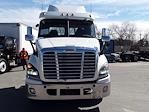 Used 2018 Freightliner Cascadia Day Cab 6x4, Semi Truck for sale #679721 - photo 4