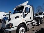 Used 2018 Freightliner Cascadia Day Cab 6x4, Semi Truck for sale #679723 - photo 1