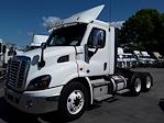 Used 2018 Freightliner Cascadia Day Cab 6x4, Semi Truck for sale #679725 - photo 1