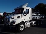 Used 2018 Freightliner Cascadia Day Cab 6x4, Semi Truck for sale #679726 - photo 1