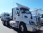 Used 2018 Freightliner Cascadia Day Cab 6x4, Semi Truck for sale #679727 - photo 4