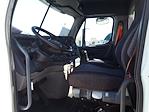 Used 2018 Freightliner Cascadia Day Cab 6x4, Semi Truck for sale #679727 - photo 7