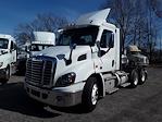 Used 2018 Freightliner Cascadia Day Cab 6x4, Semi Truck for sale #679729 - photo 3