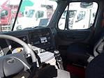 Used 2018 Freightliner Cascadia Day Cab 6x4, Semi Truck for sale #679729 - photo 2