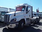 Used 2018 Freightliner Cascadia Day Cab 6x4, Semi Truck for sale #681525 - photo 3