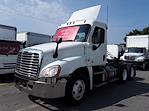 Used 2018 Freightliner Cascadia Day Cab 6x4, Semi Truck for sale #744754 - photo 1