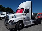 Used 2018 Freightliner Cascadia Day Cab 6x4, Semi Truck for sale #744918 - photo 1