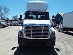 Used 2018 Freightliner Cascadia Day Cab 6x4, Semi Truck for sale #749104 - photo 3