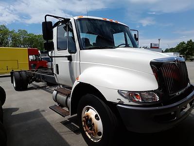 Used 2018 International DuraStar 4300 SBA 4x2, Cab Chassis for sale #757944 - photo 1