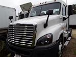 Used 2018 Freightliner Cascadia Day Cab 4x2, Semi Truck for sale #769189 - photo 1