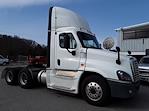 Used 2019 Freightliner Cascadia Day Cab 6x4, Semi Truck for sale #807238 - photo 4