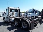 Used 2019 Freightliner Cascadia Day Cab 6x4, Semi Truck for sale #863353 - photo 1