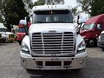 Used 2019 Freightliner Cascadia Day Cab 6x4, Semi Truck for sale #863354 - photo 2