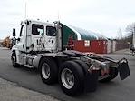 Used 2019 Freightliner Cascadia Day Cab 6x4, Semi Truck for sale #863355 - photo 2