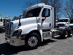 Used 2019 Freightliner Cascadia Day Cab 6x4, Semi Truck for sale #863361 - photo 1