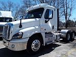 Used 2019 Freightliner Cascadia Day Cab 6x4, Semi Truck for sale #863362 - photo 1