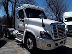 Used 2019 Freightliner Cascadia Day Cab 6x4, Semi Truck for sale #863362 - photo 4