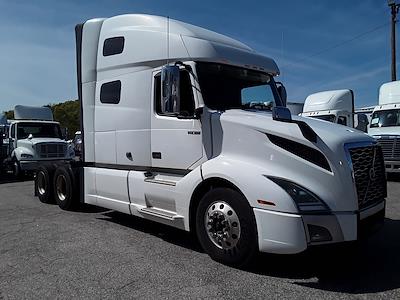 Used 2019 Volvo VNL 6x4, Semi Truck for sale #877020 - photo 1