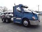 Used 2020 Freightliner Cascadia Day Cab 6x4, Semi Truck for sale #877136 - photo 4