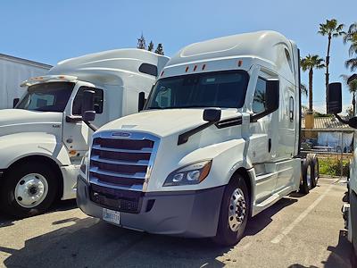 Used 2020 Freightliner Cascadia Sleeper Cab 6x4, Semi Truck for sale #291780 - photo 1