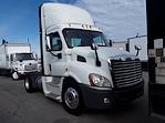 Used 2014 Freightliner Cascadia Day Cab 4x2, Semi Truck for sale #322500 - photo 3