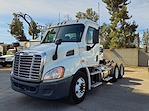 Used 2016 Freightliner Cascadia Day Cab 6x4, Semi Truck for sale #373507 - photo 1