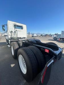 Used 2017 Volvo VNL 6x4, Semi Truck for sale #664350 - photo 2