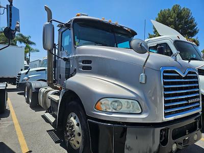 Used 2017 Mack CXU613 6x4, Semi Truck for sale #677407 - photo 1