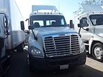 Used 2018 Freightliner Cascadia Day Cab 6x4, Semi Truck for sale #781954 - photo 3