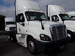 Used 2019 Freightliner Cascadia Day Cab 6x4, Semi Truck for sale #810894 - photo 1