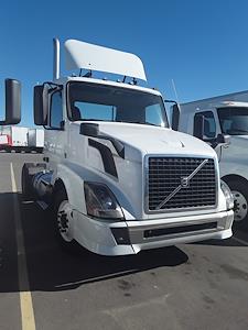 Used 2016 Volvo VNL 4x2, Semi Truck for sale #391893 - photo 1