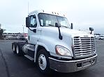 Used 2016 Freightliner Cascadia Day Cab 6x4, Semi Truck for sale #646744 - photo 1