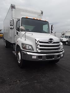 Used 2016 Hino 338 Single Cab 4x2, Box Truck for sale #657871 - photo 1