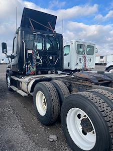 Used 2016 Freightliner Cascadia Day Cab 6x4, Semi Truck for sale #663123 - photo 2