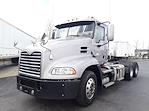 Used 2017 Mack CXU613 6x4, Semi Truck for sale #677429 - photo 4