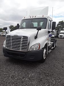 Used 2018 Freightliner Cascadia Day Cab 6x4, Semi Truck for sale #764318 - photo 1